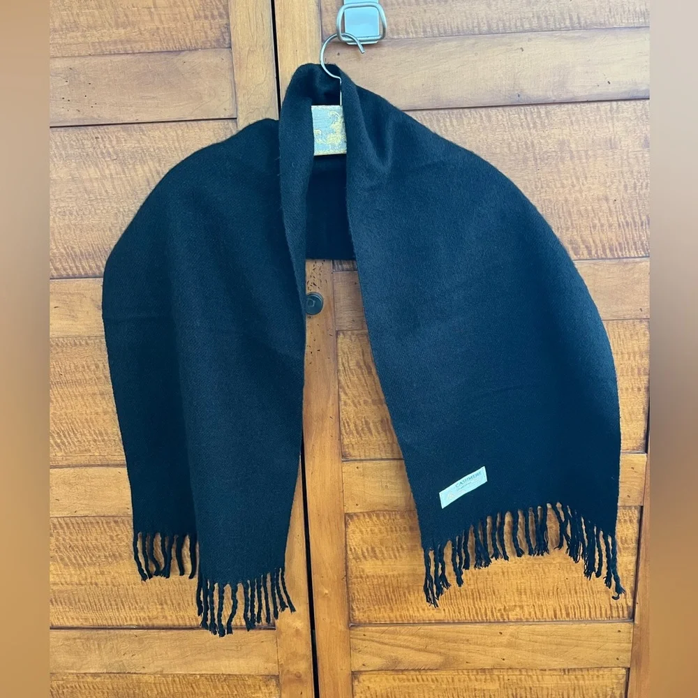 🇲🇳 Shorter Length Black Fringed Cashmere Scarf Inner Mongolia Regal Rossi